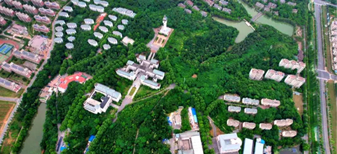 Nanjing Tech University’s digital campus foundation with Ethernet and optical network integration, featuring a 100G backbone, 80G SOE data transmission, and 10G optical equipment across 29 buildings and over 2,000 rooms for enhanced campus connectivity.